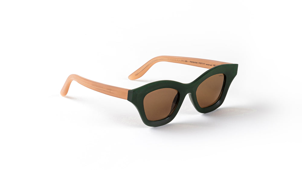 TESSA PETIT x Black Optical