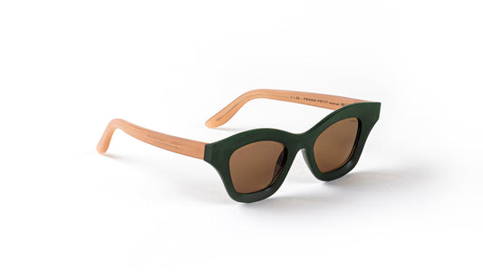 TESSA PETIT x Black Optical