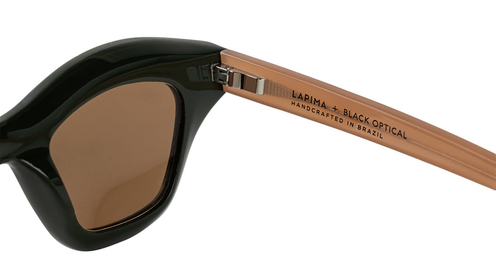 TESSA PETIT x Black Optical