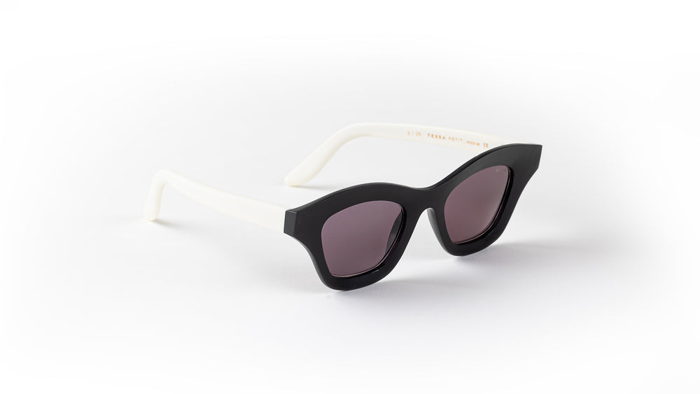 TESSA PETIT x Black Optical